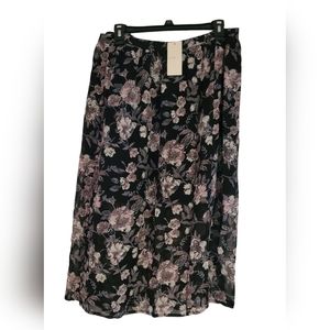 inLUV Skirt Floral Size 1X 2X 3X Back Zip NWT